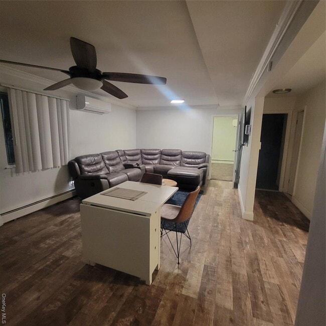 Building Photo - 236-14 Bentley Rd