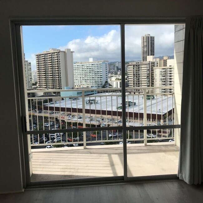 Building Photo - 514N&amp;N