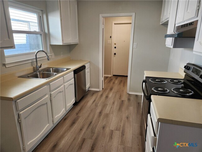 Building Photo - 2314 Horseshoe Bend