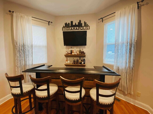 Building Photo - 1812 Carrollton Ave