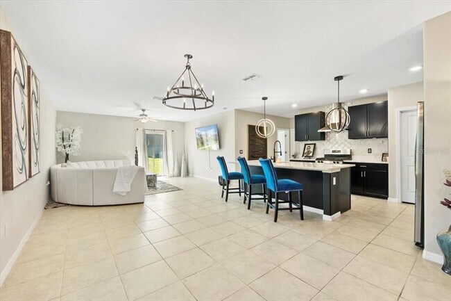 Building Photo - 5517 Appleton Shore Dr