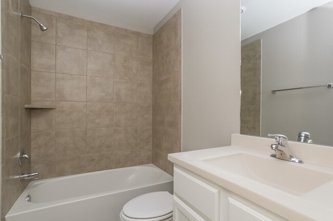 Building Photo - 27084 Leonardo Dr