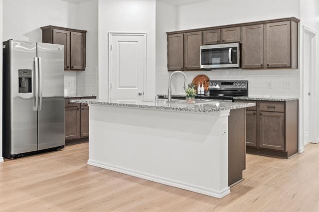 Building Photo - 103 Gallant Fox Ln