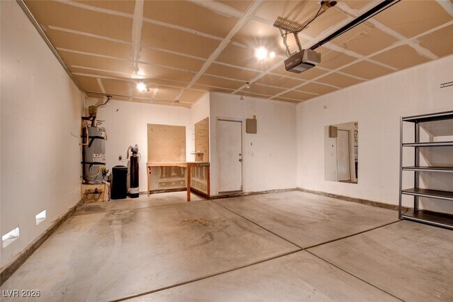 Building Photo - 3920 China Cloud Dr