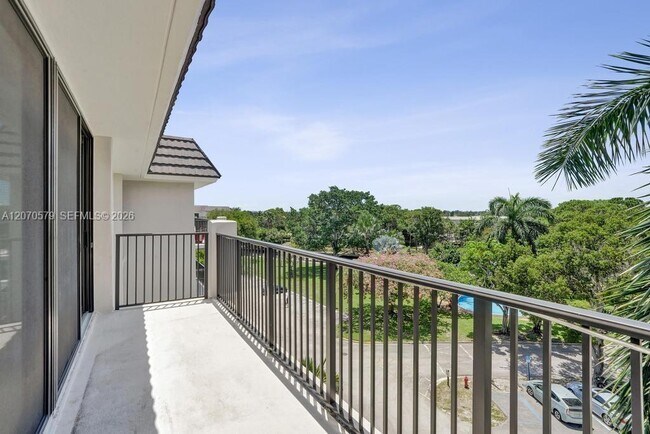 Building Photo - 1101 River Reach Dr