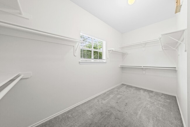 Building Photo - 2122 Hill Canyon Ct