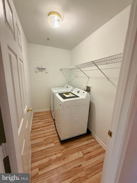 Building Photo - 540 Bridgeport Pl