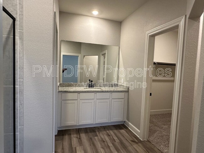 Building Photo - 808 Boyer Ct