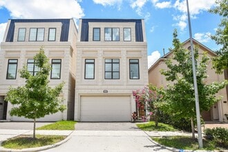 Building Photo - 2315 Peckham St