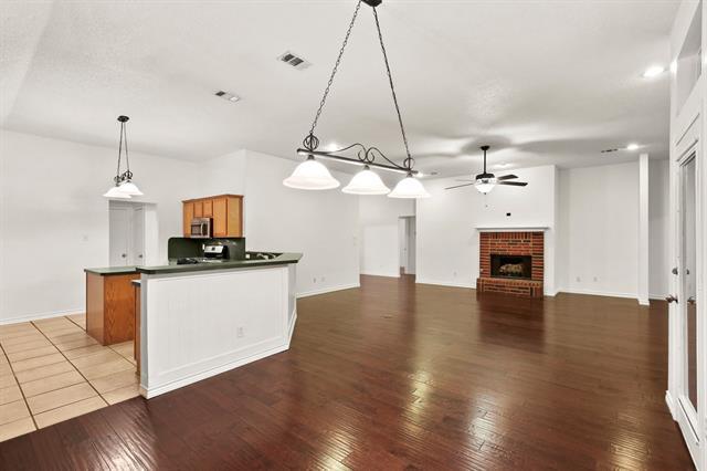 Building Photo - 280 Beech Dr