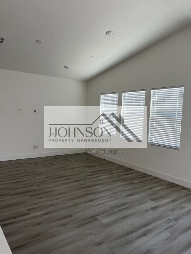 Building Photo - 1311 Caravel Ct