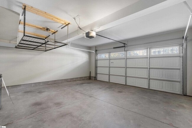 Building Photo - 23 Itasca Dr