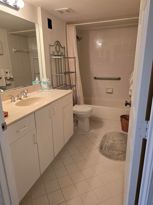 Building Photo - 12547 Imperial Isle Dr