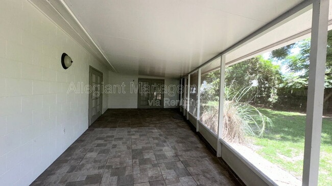 Building Photo - 2828 Scarlet Rd