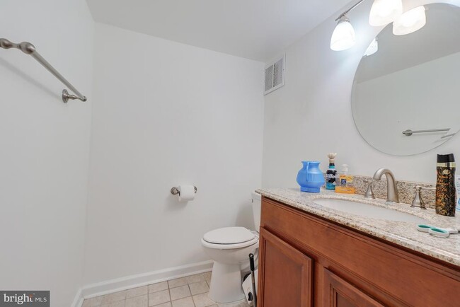 Building Photo - 3713 S George Mason Dr