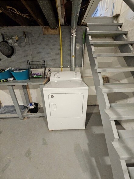 Building Photo - 4205 Stanton Ave