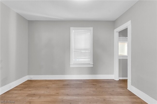 Building Photo - 3721 W 33rd St