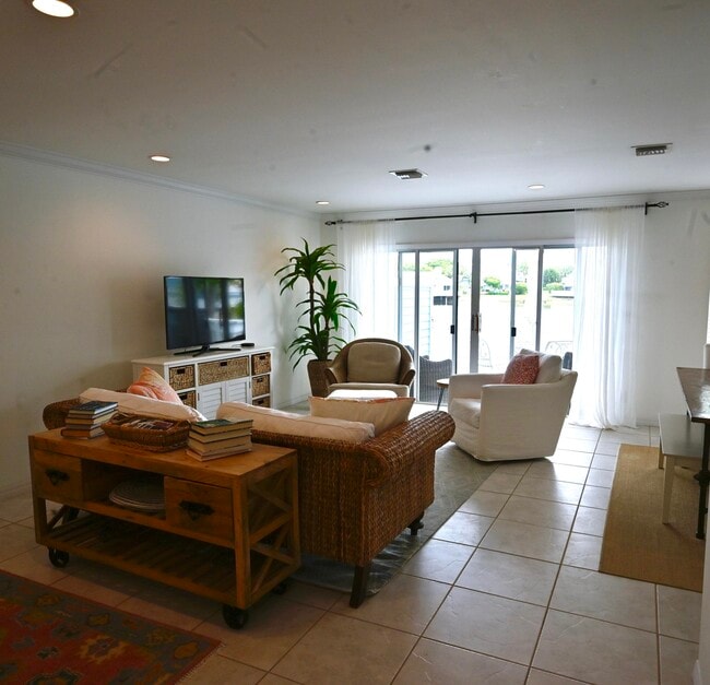 Building Photo - 1217 Ocean Dunes Cir
