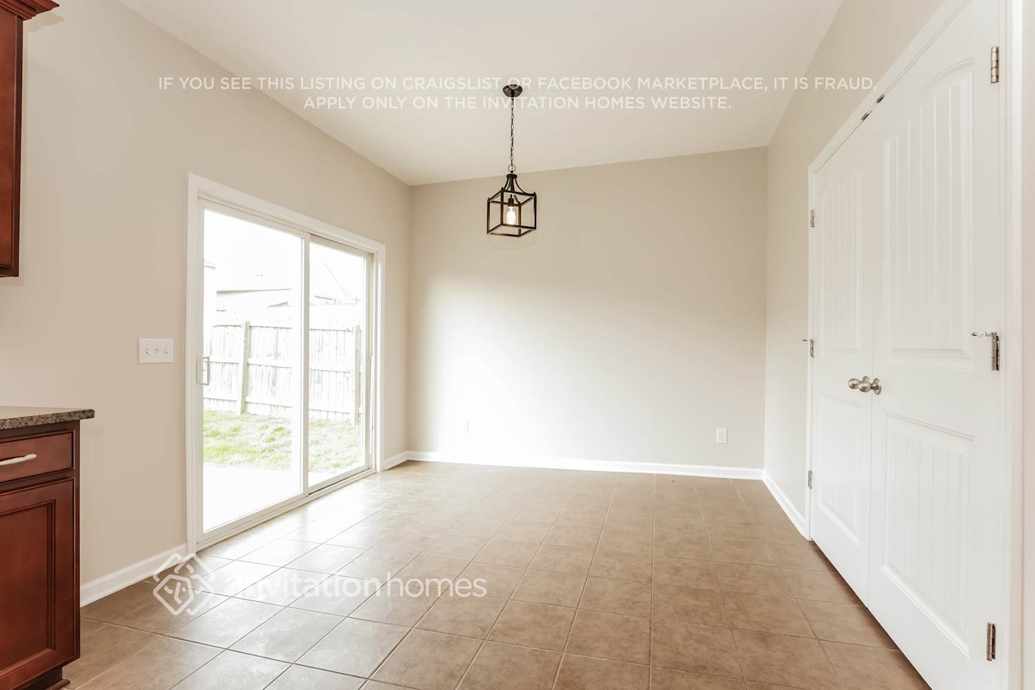 Building Photo - 1700 Stonewater Dr