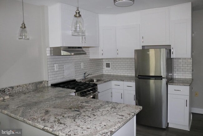 Primary Photo - 6621 Wakefield Dr
