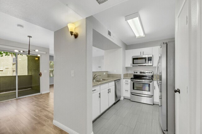 Building Photo - 2300 E Silverado Ranch Blvd