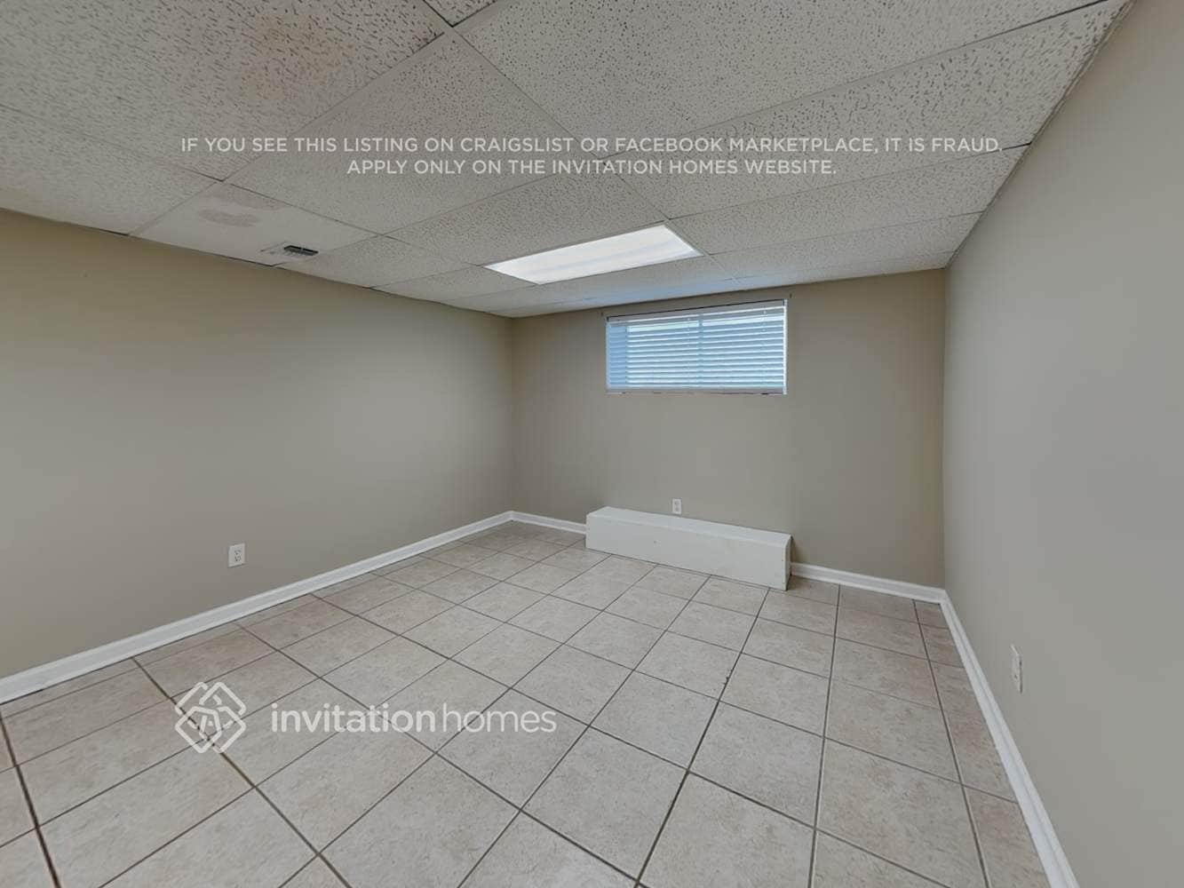 Building Photo - 36 Willow Dr