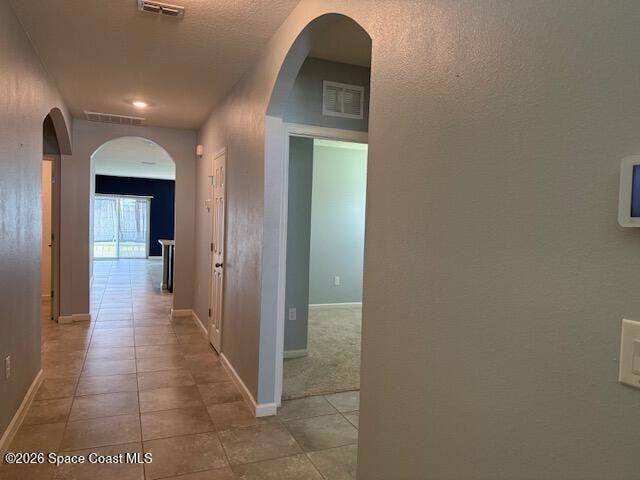 Building Photo - 239 Guinevere Dr SW