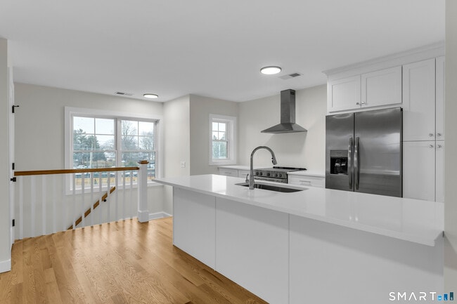 Building Photo - 31 Drive Way