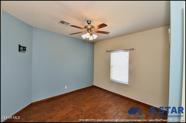 Building Photo - 11989 Mesquite Miel Dr