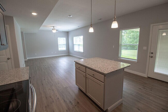 Building Photo - 2802 Amberwood court