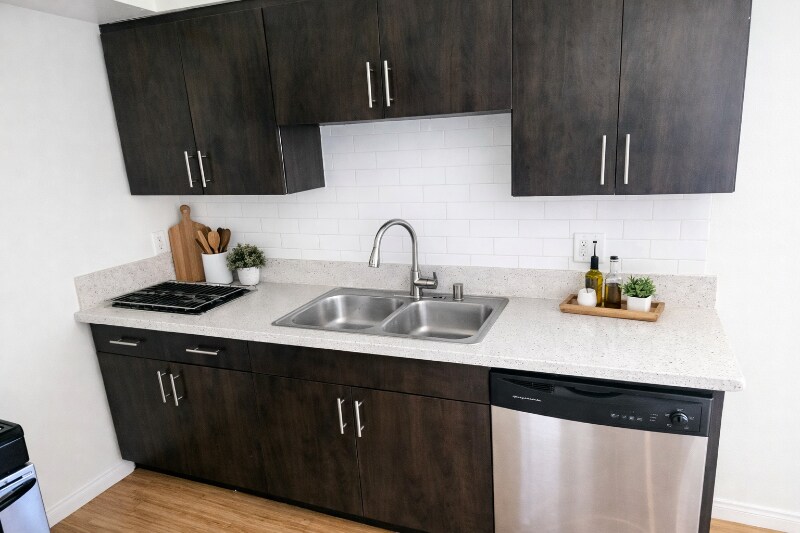 Building Photo - 843 S Ardmore Ave