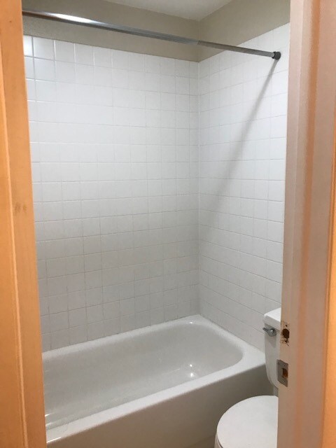 Shower - 3423 Madison Ave