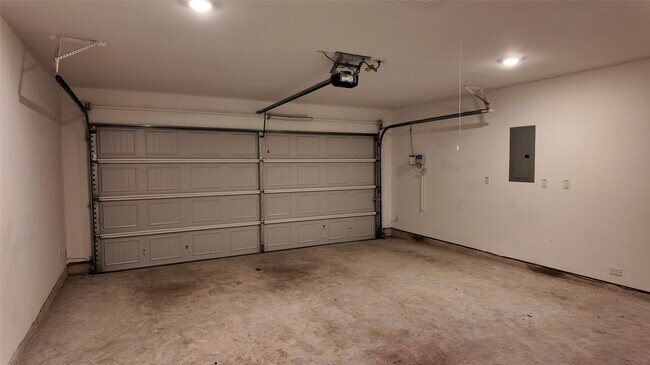 Building Photo - 7518 Angels Lndg Ln