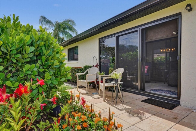 Building Photo - 4840 Greentree Ln