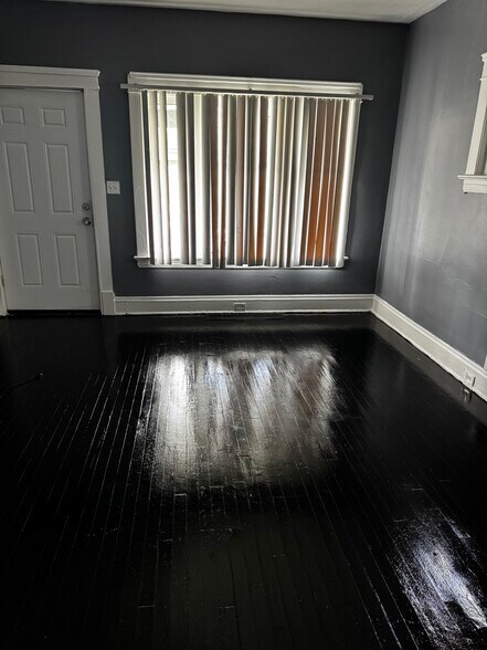 Living room - 9813 Manor Ave