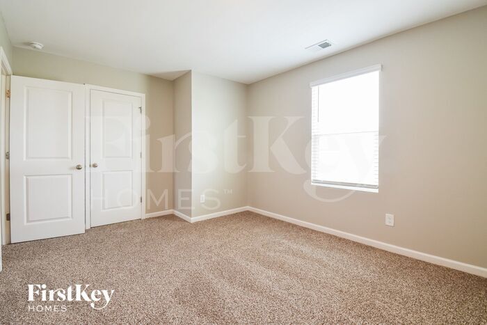 Building Photo - 333 San Vito Wy