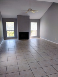 Building Photo - 9048 GSRI Ave
