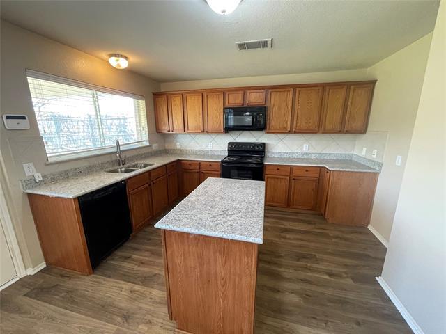 Building Photo - 2409 Becard Dr