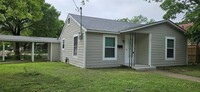 Building Photo - 401 N Brazos Ave