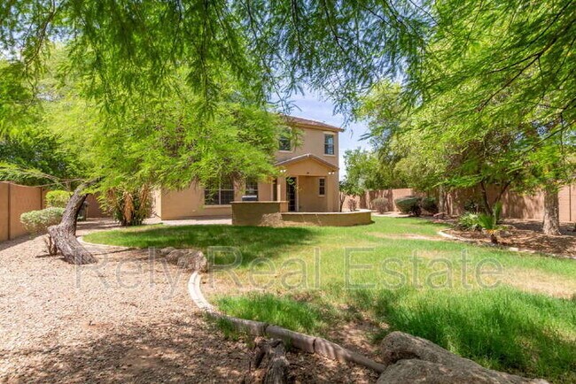 Building Photo - 15204 W Westview Dr