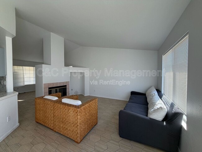 Building Photo - 14554 Monterey Pl