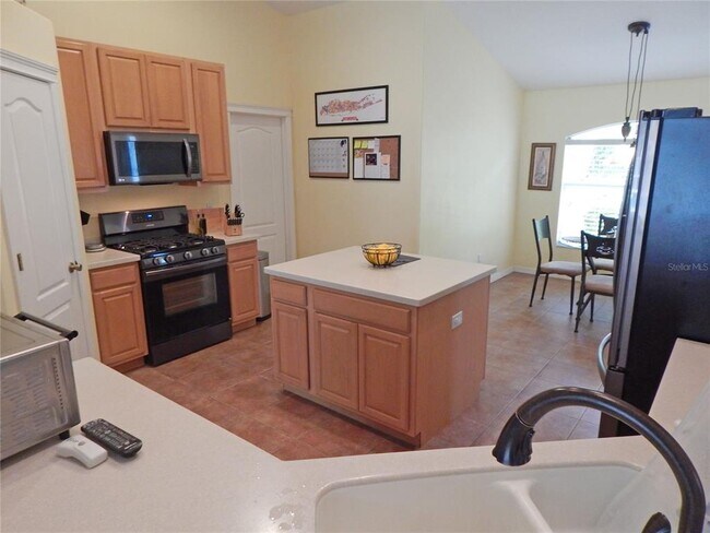 Building Photo - 5815 Heronview Cres Dr