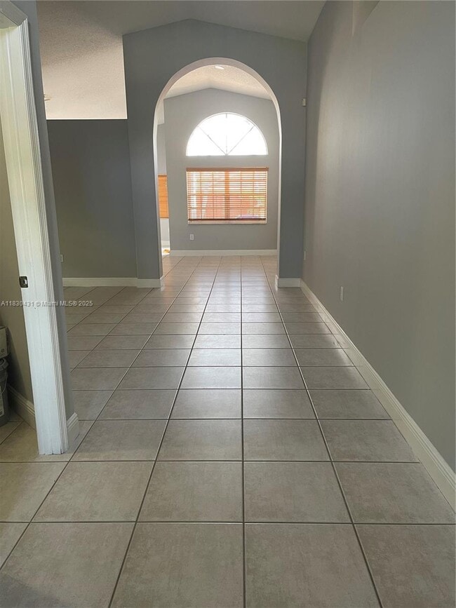 Building Photo - 16469 SW 100th Terrace