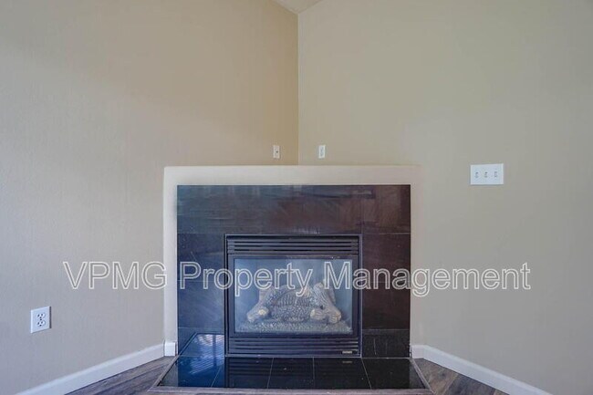 Building Photo - 4013 NE 89th Way