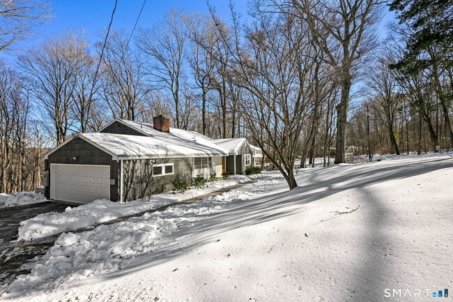 Building Photo - 75 Rivergate Dr