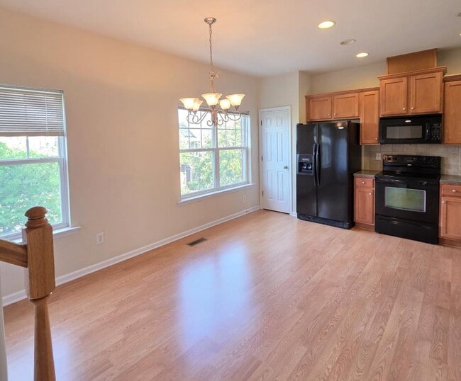 Building Photo - 294 Linden Park Ln