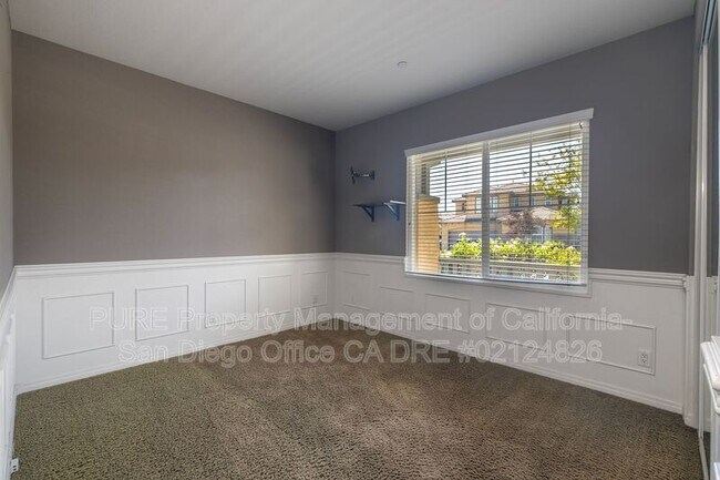 Building Photo - 584 Chandler Ct