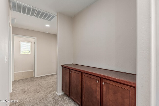 Building Photo - 7255 N 89th Dr