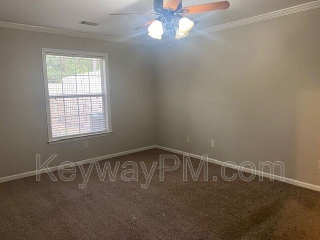 Building Photo - 3049 Abba Dr