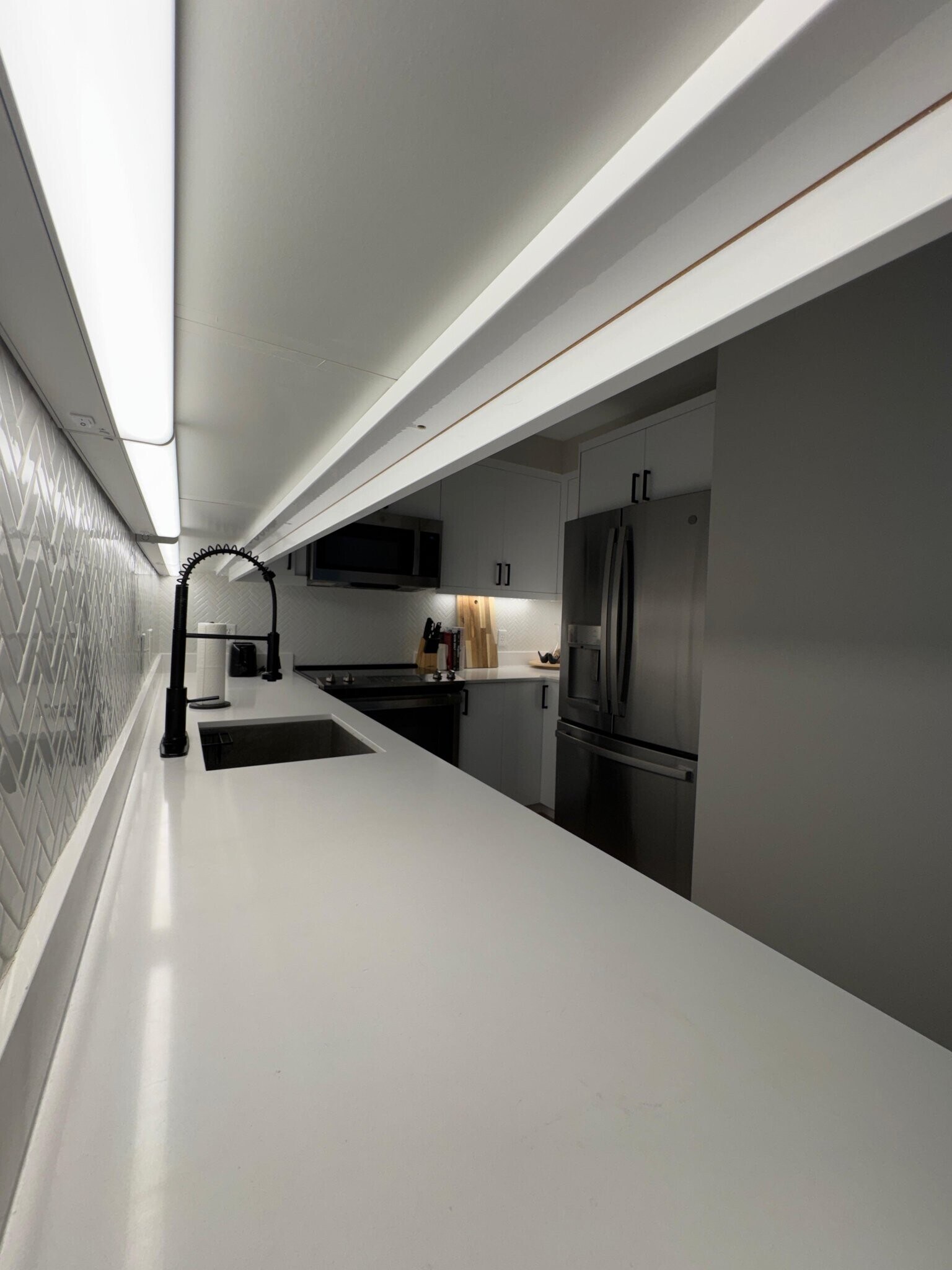 Building Photo - 919 12th St NE